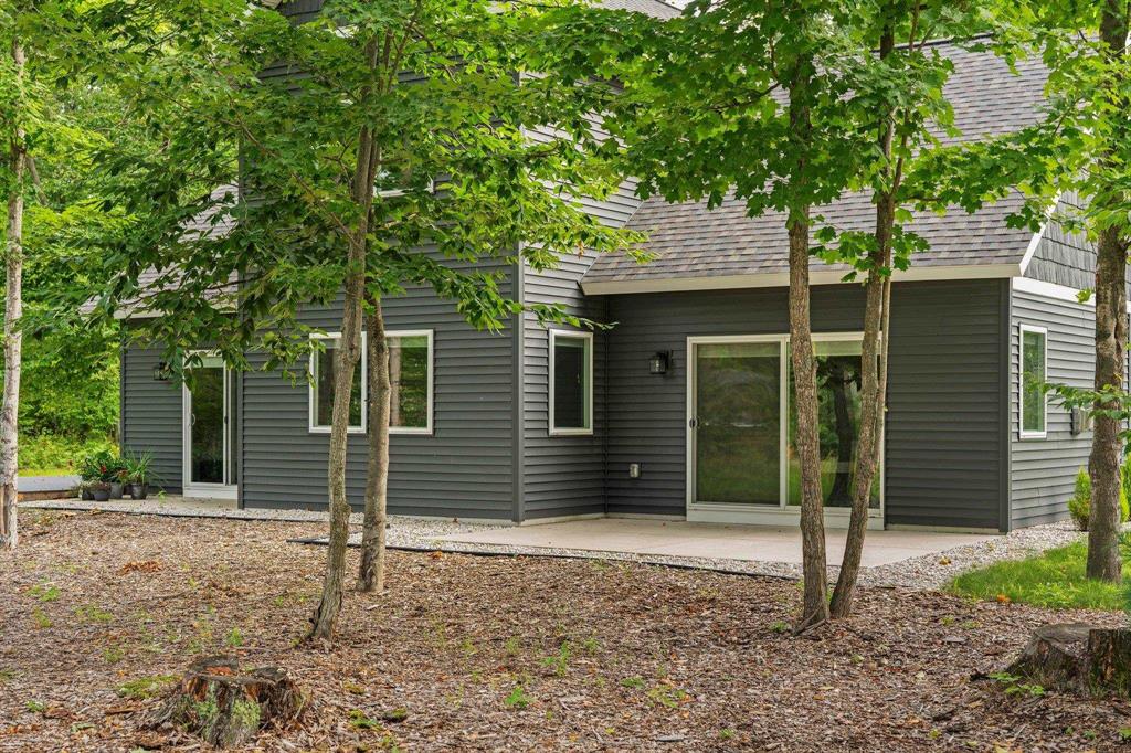Photo 50 of 60 of 2145 Arbutus Pointe Drive house