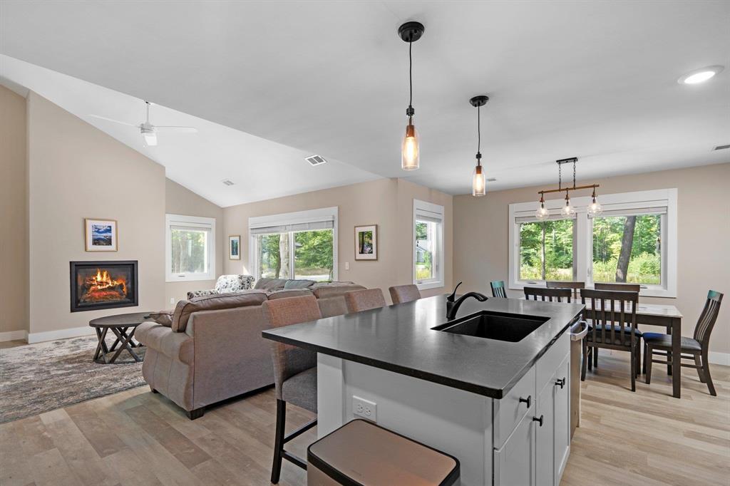 Photo 15 of 60 of 2145 Arbutus Pointe Drive house