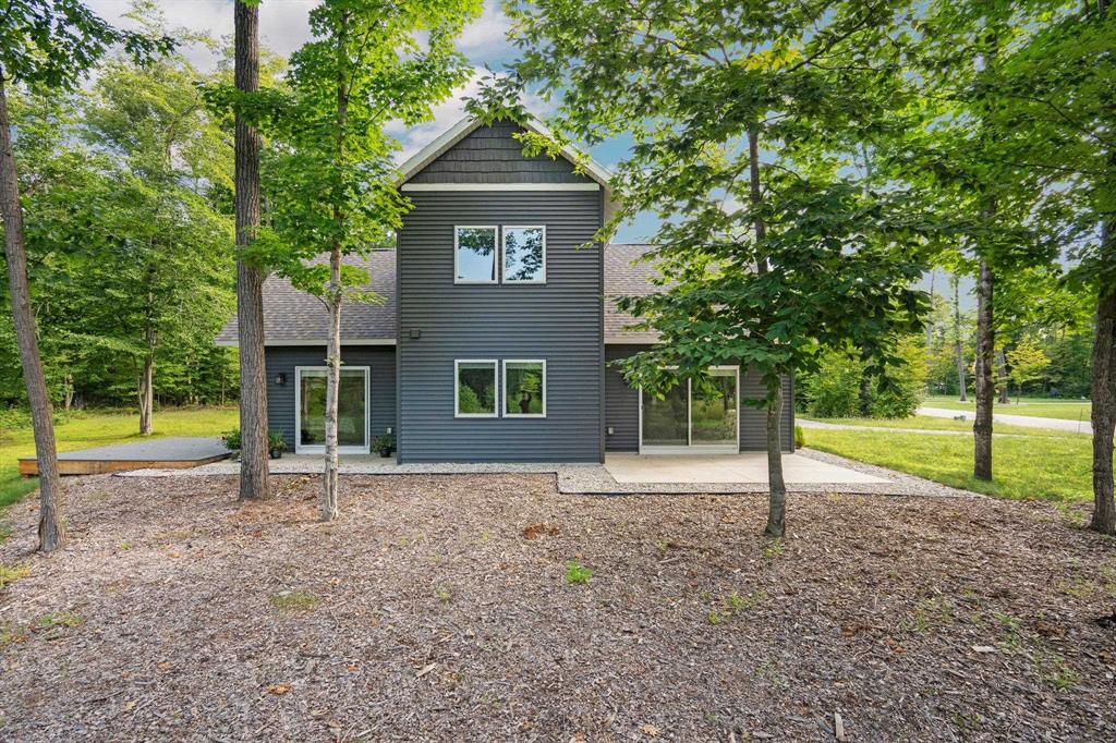 Photo 57 of 60 of 2145 Arbutus Pointe Drive house