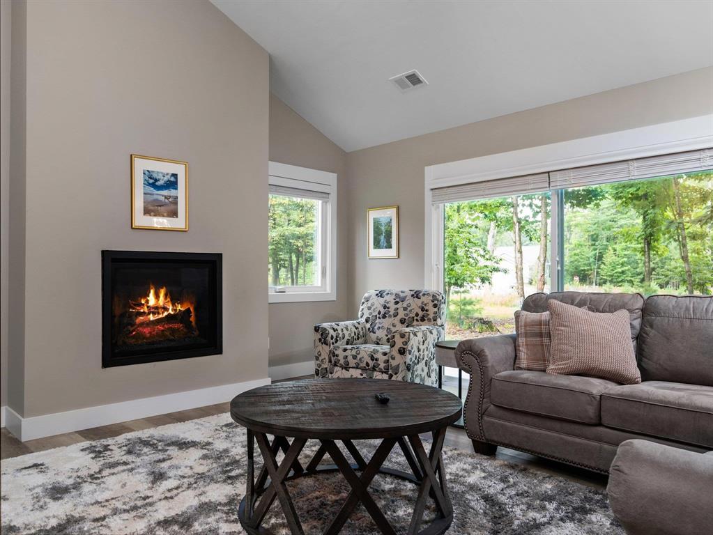 Photo 6 of 60 of 2145 Arbutus Pointe Drive house