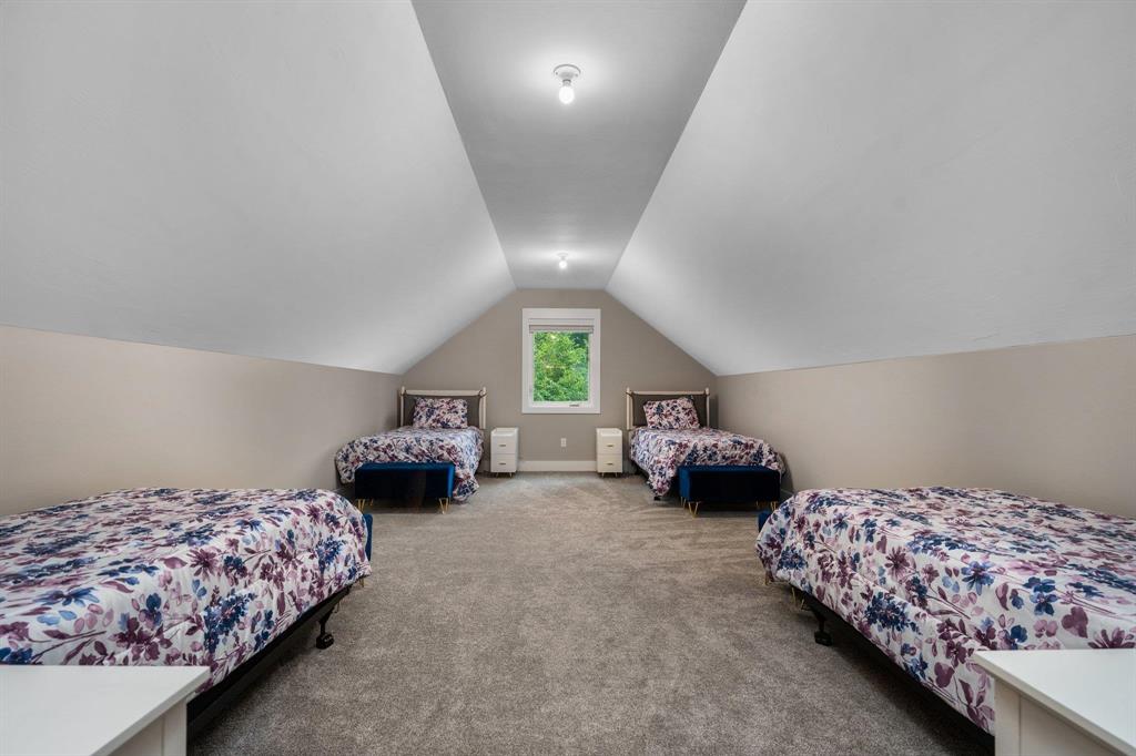 Photo 43 of 60 of 2145 Arbutus Pointe Drive house