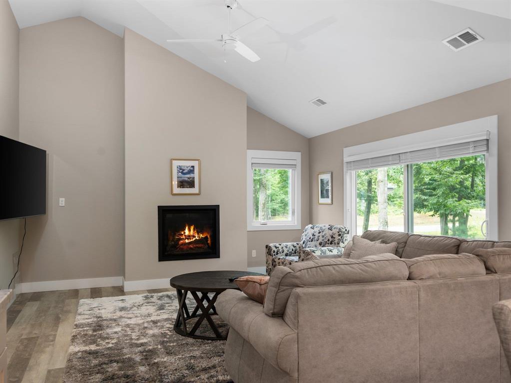 Photo 10 of 60 of 2145 Arbutus Pointe Drive house