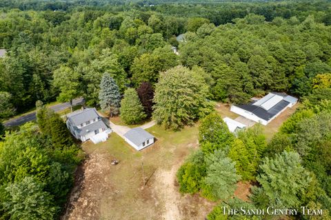 A home in GrandHavenCharterTownship_Ottawa