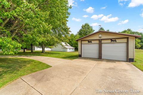 A home in GrandHavenCharterTownship_Ottawa
