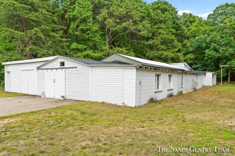 A home in GrandHavenCharterTownship_Ottawa