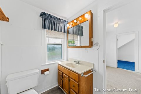 A home in GrandHavenCharterTownship_Ottawa