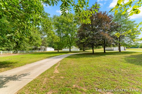 A home in GrandHavenCharterTownship_Ottawa