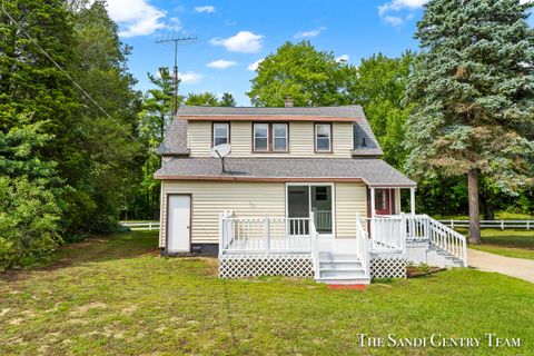 A home in GrandHavenCharterTownship_Ottawa