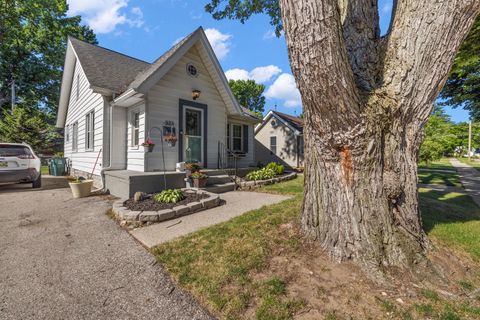 A home in Clawson