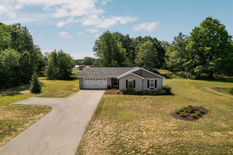 A home in Long Lake Twp