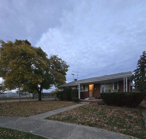 A home in Harper Woods