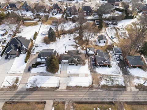 A home in Macomb Twp