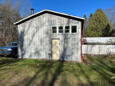 A home in Reynolds Twp