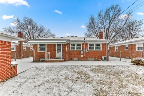 A home in Dearborn Heights