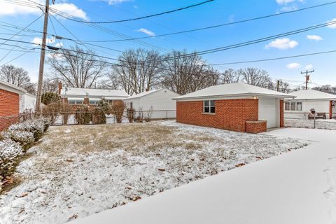 A home in Dearborn Heights