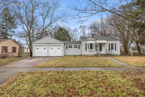 A home in Dearborn Heights