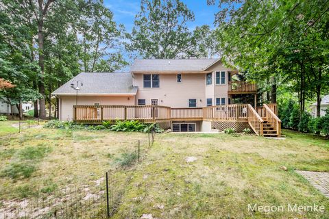 A home in Plainfield Twp