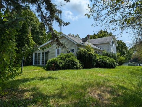 A home in Eau Claire Vlg