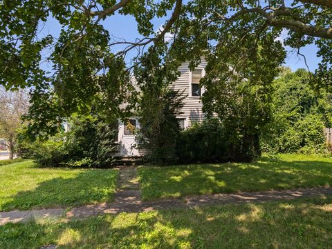 A home in Eau Claire Vlg