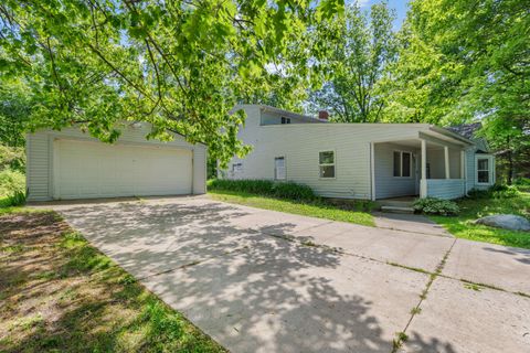 A home in Rochester Hills