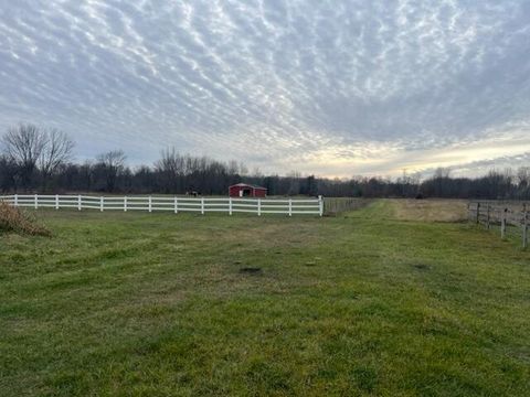 A home in Ravenna Twp