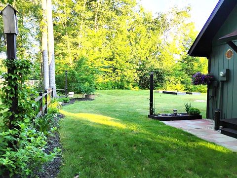 A home in Roscommon Twp