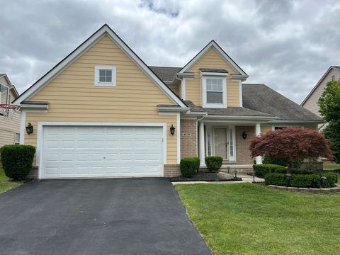 A home in West Bloomfield Twp