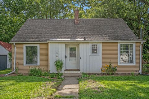 A home in Kalamazoo Twp