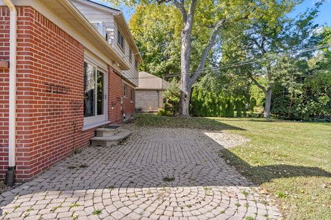 A home in Dearborn Heights