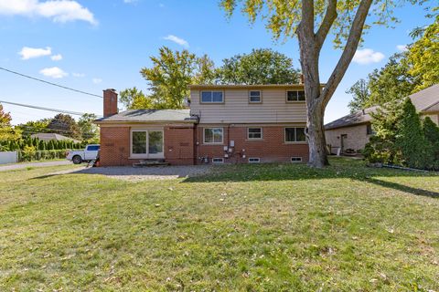 A home in Dearborn Heights