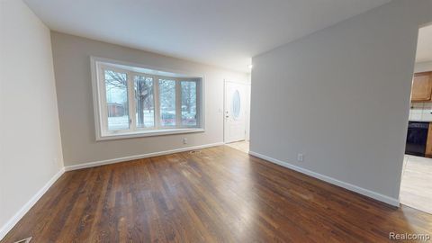 A home in WarrenCity_Macomb