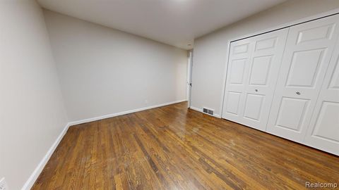 A home in WarrenCity_Macomb