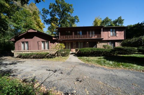 A home in Bloomfield Hills