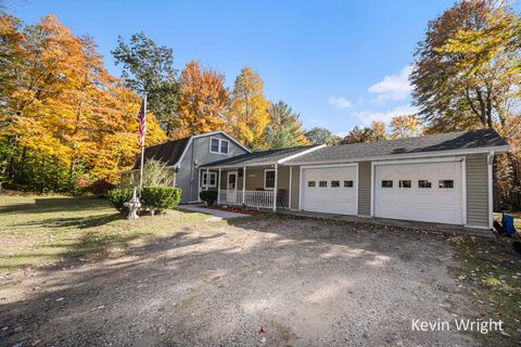 A home in Fruitland Twp