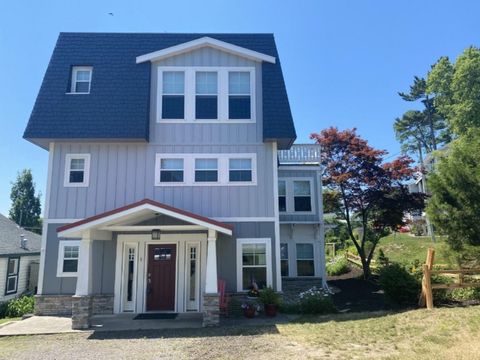 A home in South Haven