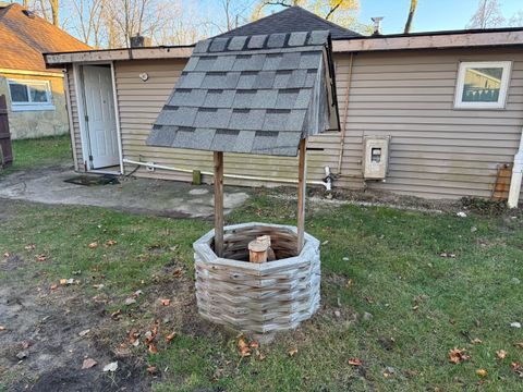 A home in Leoni Twp