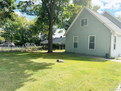 A home in Pinckney Vlg