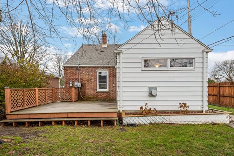 A home in Grosse Pointe Woods