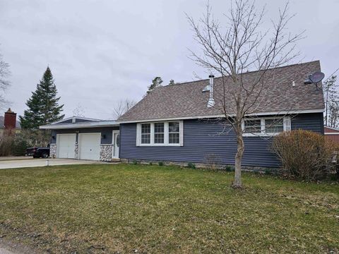 A home in Plainfield Twp