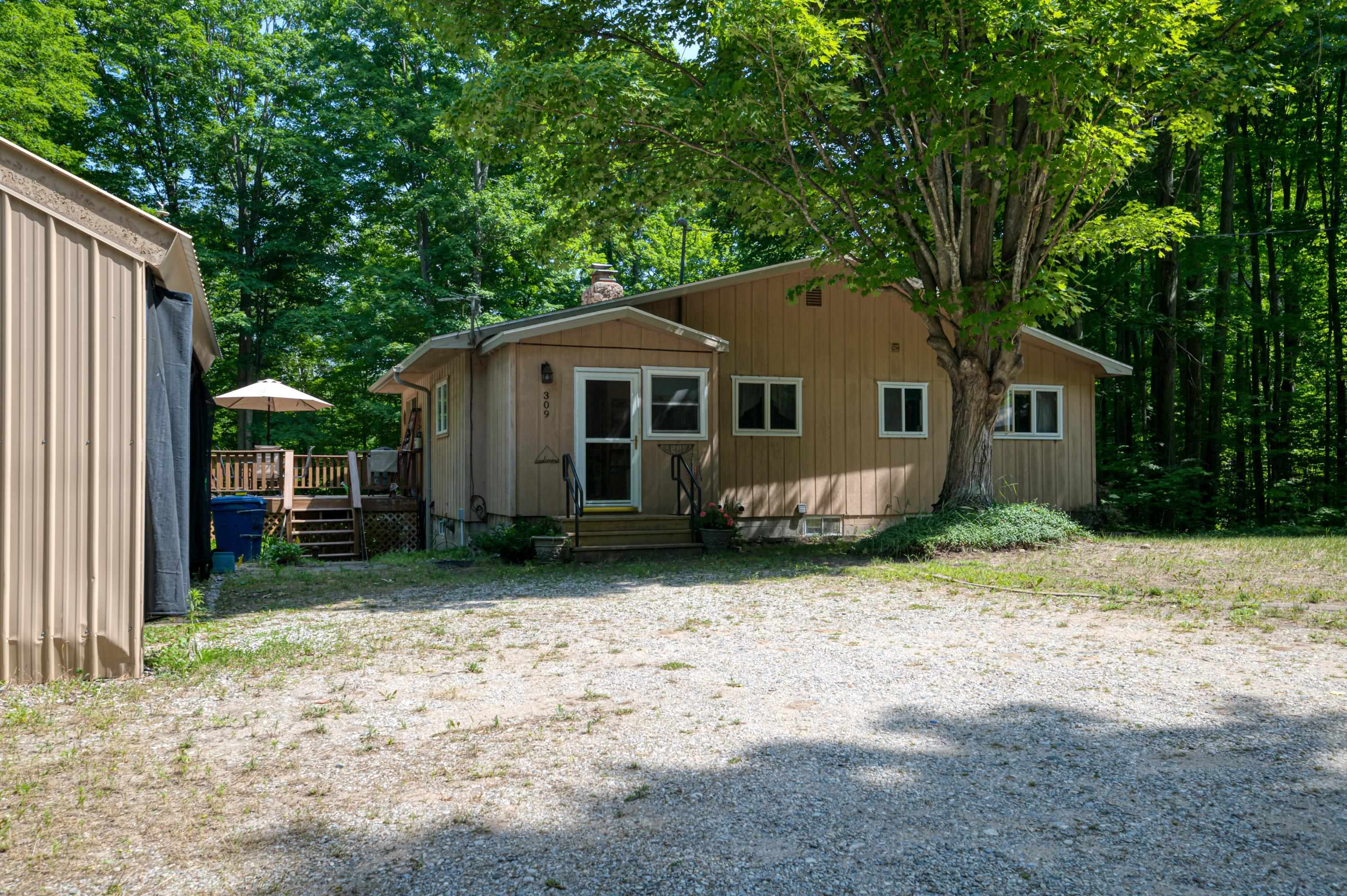 Photo 55 of 67 of 309 Oak Hill Road house