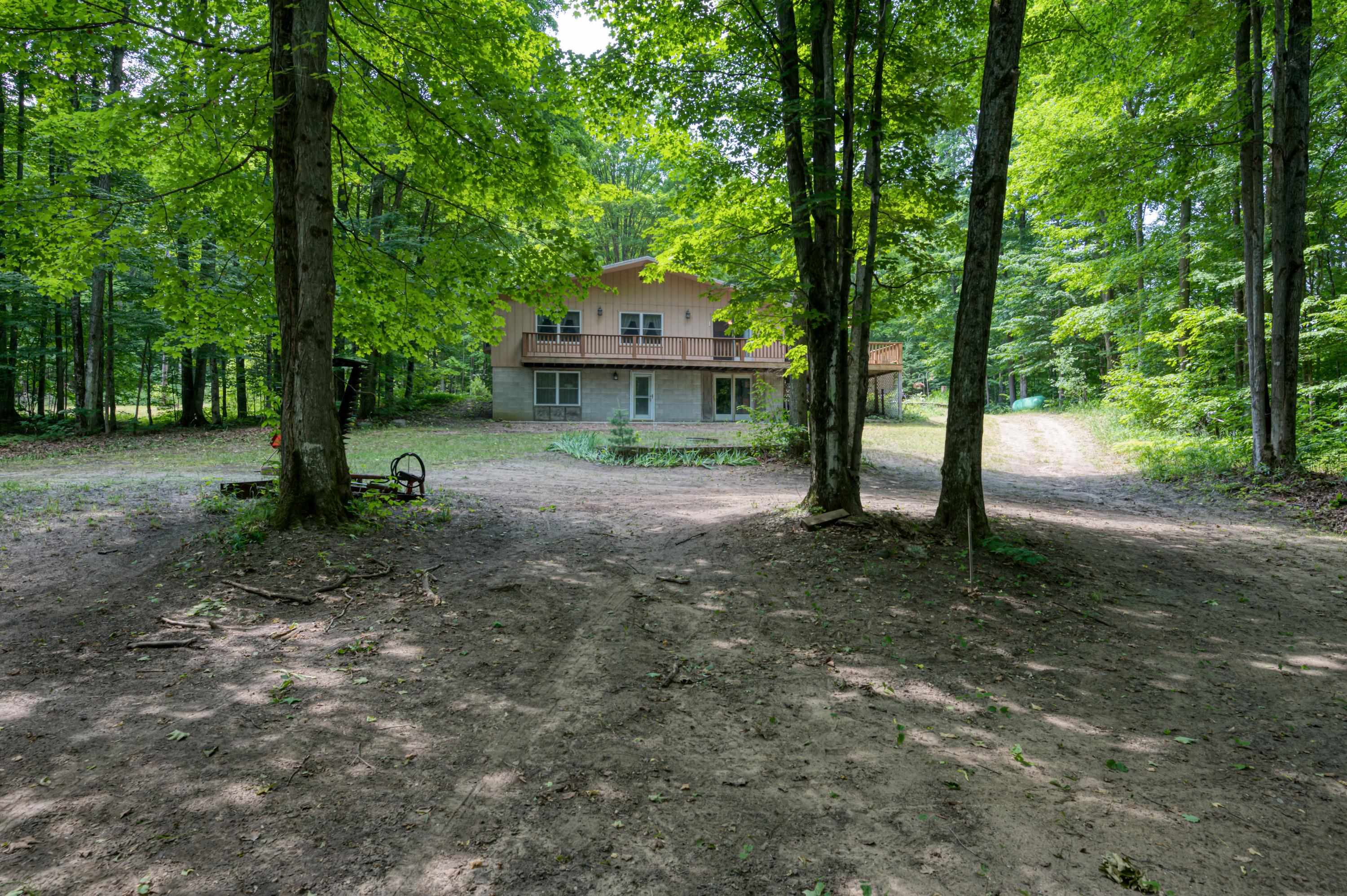 Photo 41 of 67 of 309 Oak Hill Road house