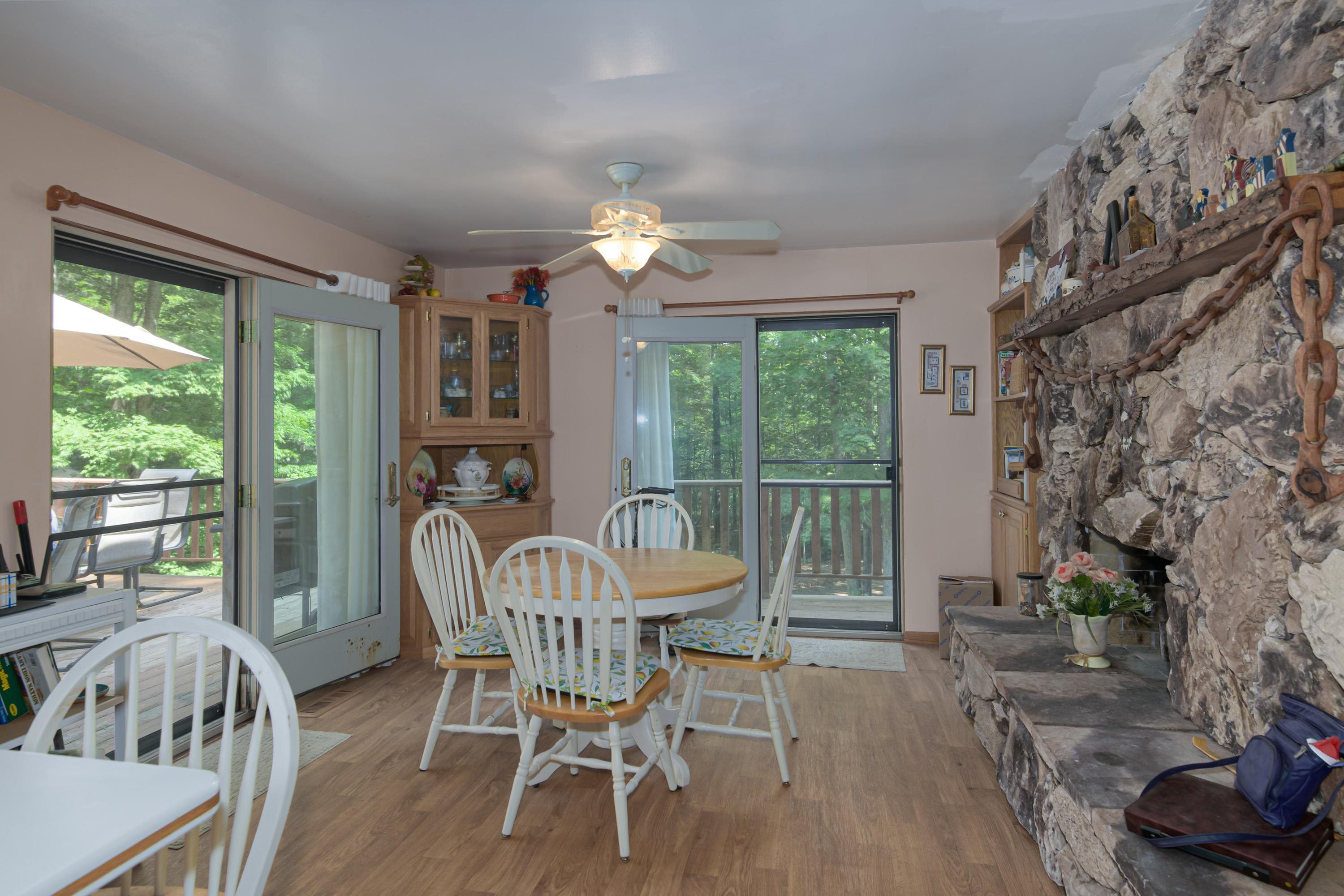 Photo 3 of 67 of 309 Oak Hill Road house