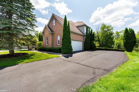 A home in Grand Blanc Twp