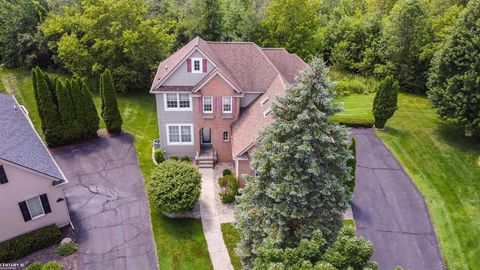 A home in Grand Blanc Twp