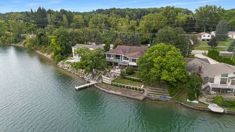 A home in Waterford Twp