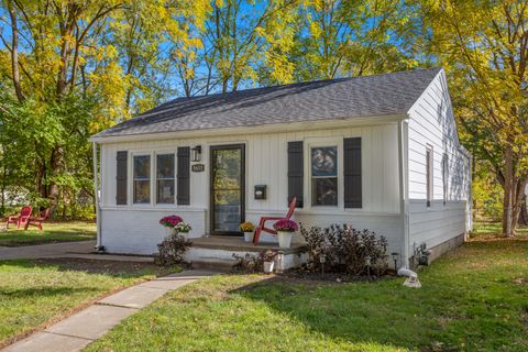 A home in Dearborn Heights