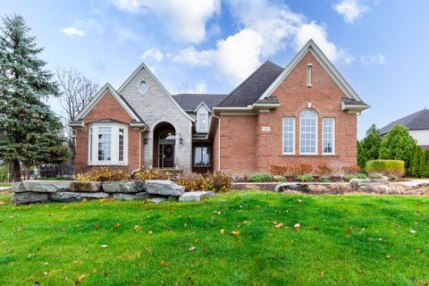 A home in Oakland Twp