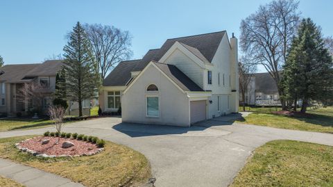 A home in West Bloomfield Twp
