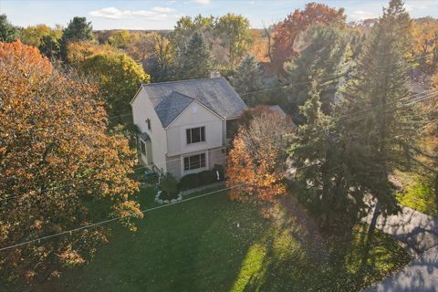 A home in Lyon Twp