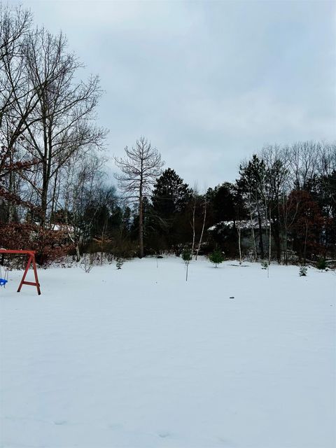 A home in Clam Lake Twp